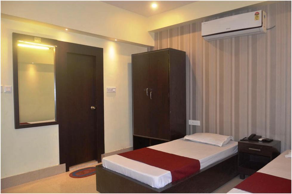 Hotel Pritika Durgāpur Exterior foto