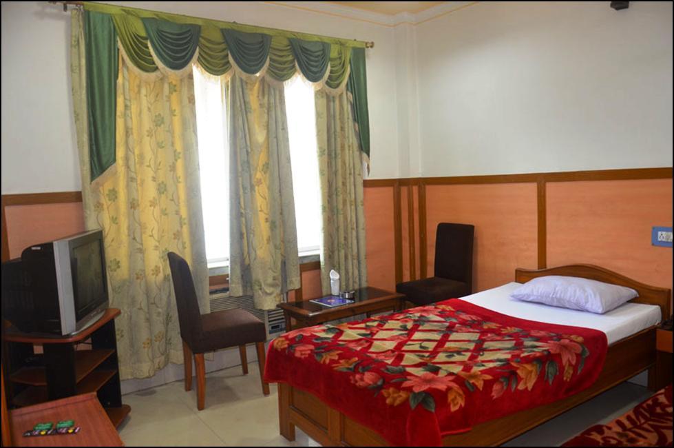 Hotel Pritika Durgāpur Exterior foto